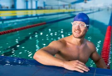 Тренировки в бассейне – польза занятий и советы начинающим